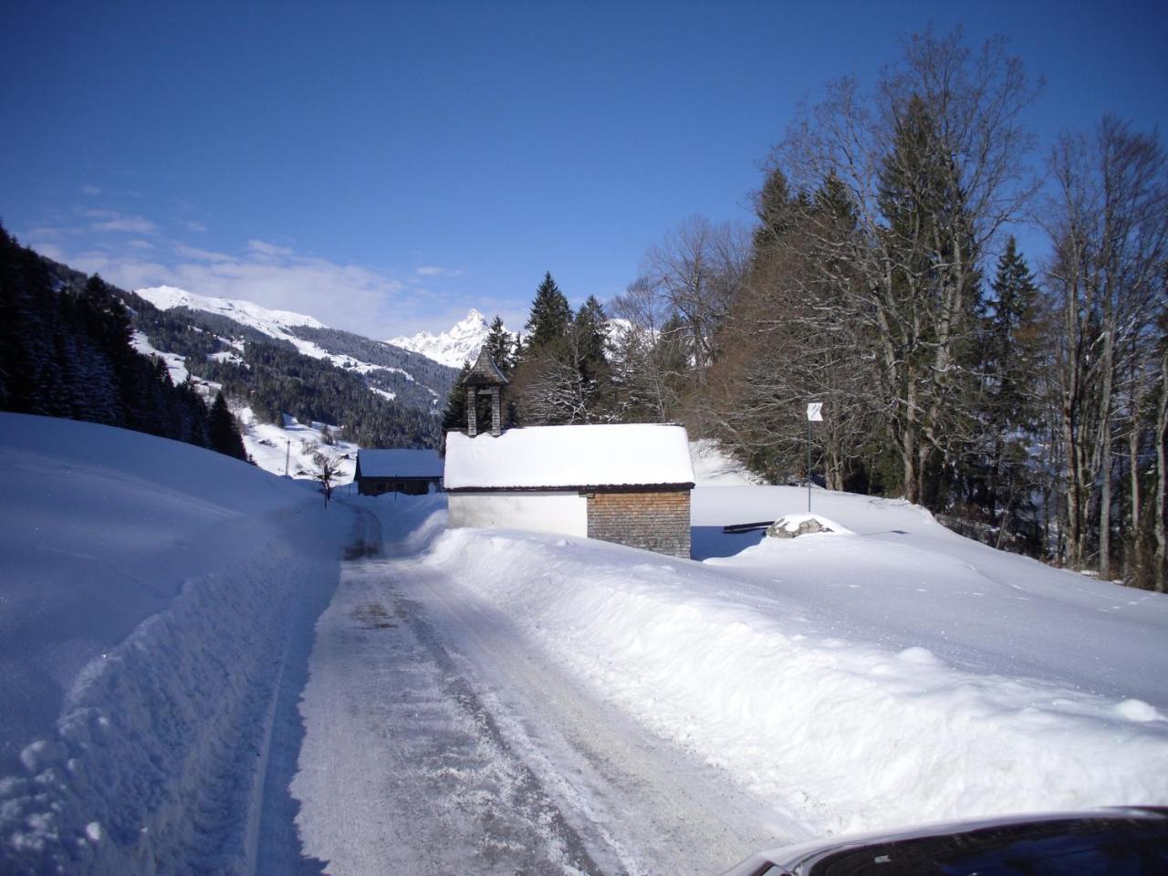 Maisaess Lifinarblick Villa Schruns Exterior photo